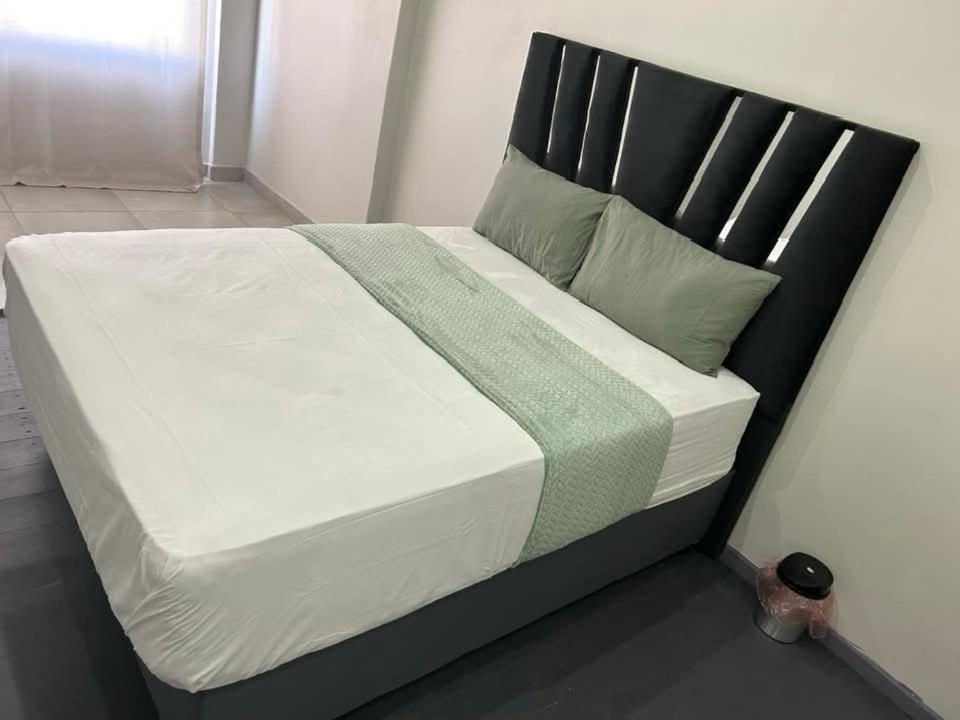 Chocolate City Guest House 이스트런던 외부 사진